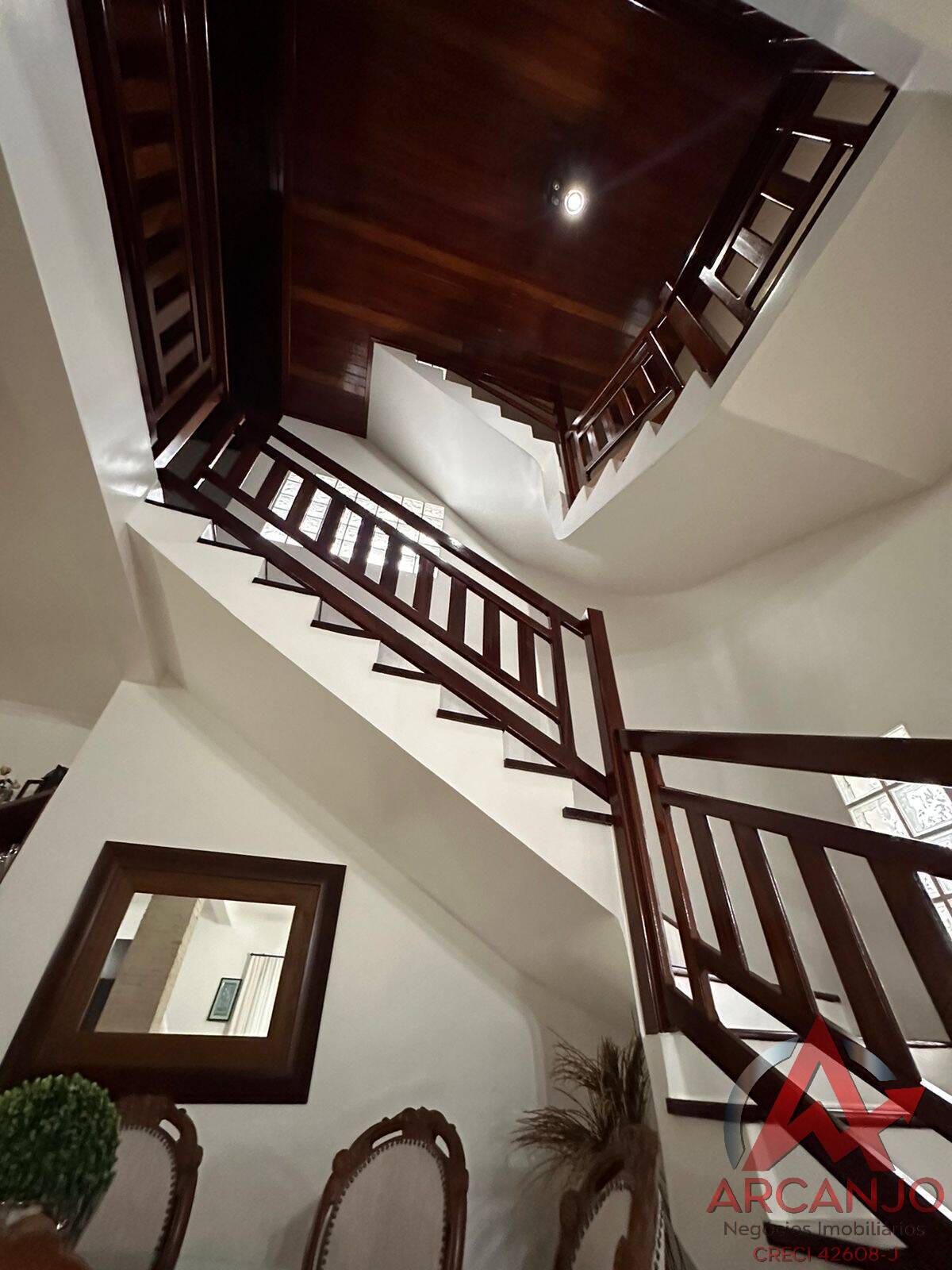Casa de Condomínio à venda com 6 quartos, 686m² - Foto 27