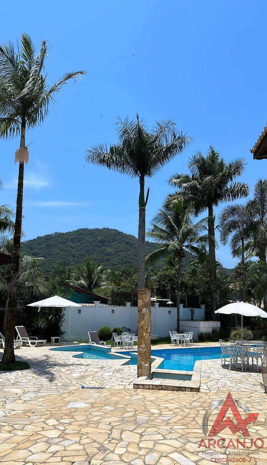 Casa de Condomínio à venda com 6 quartos, 686m² - Foto 40