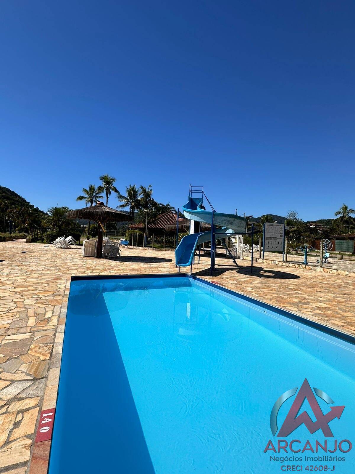 Casa de Condomínio à venda com 6 quartos, 686m² - Foto 56