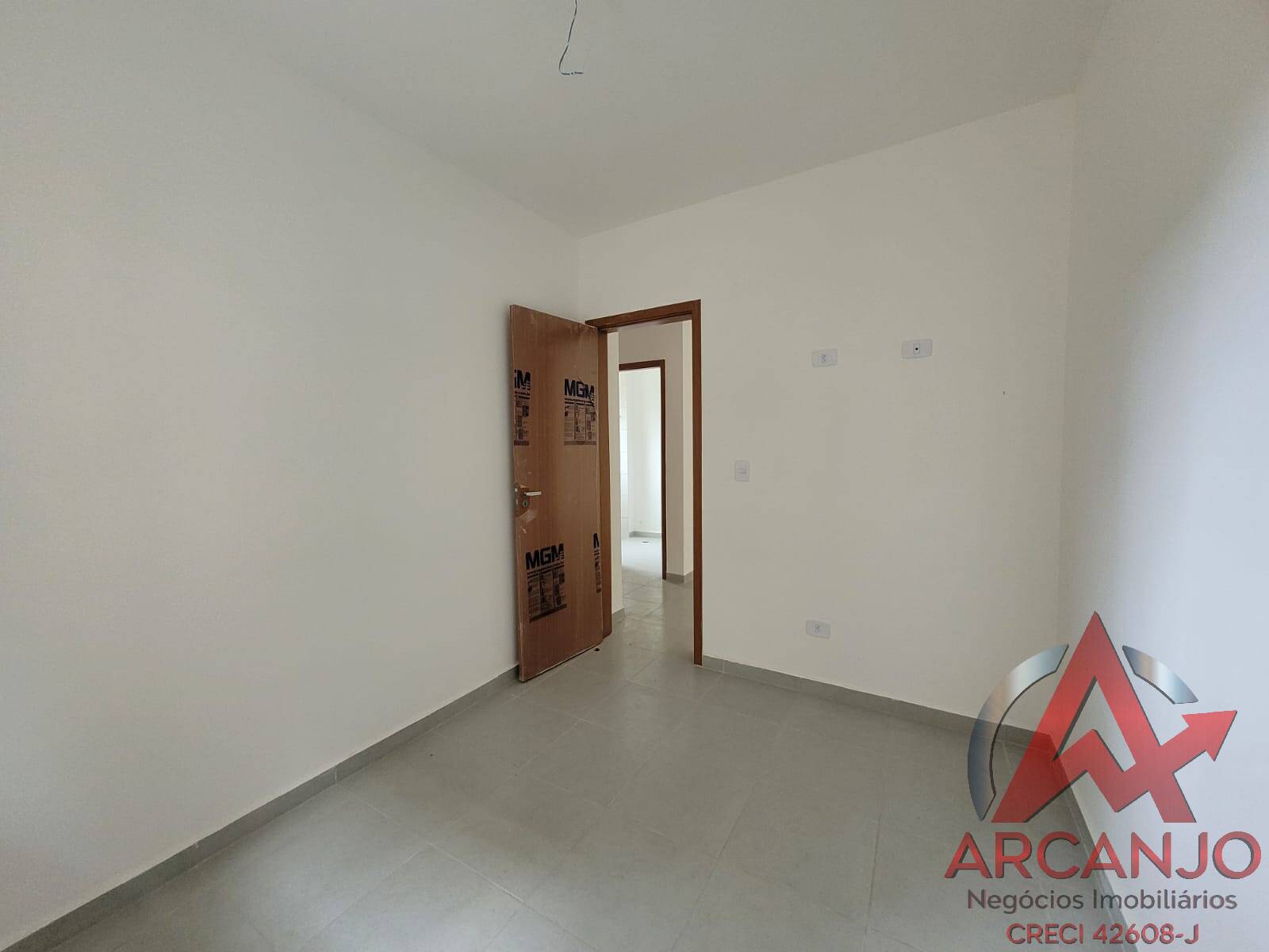 Apartamento à venda com 2 quartos, 75m² - Foto 7