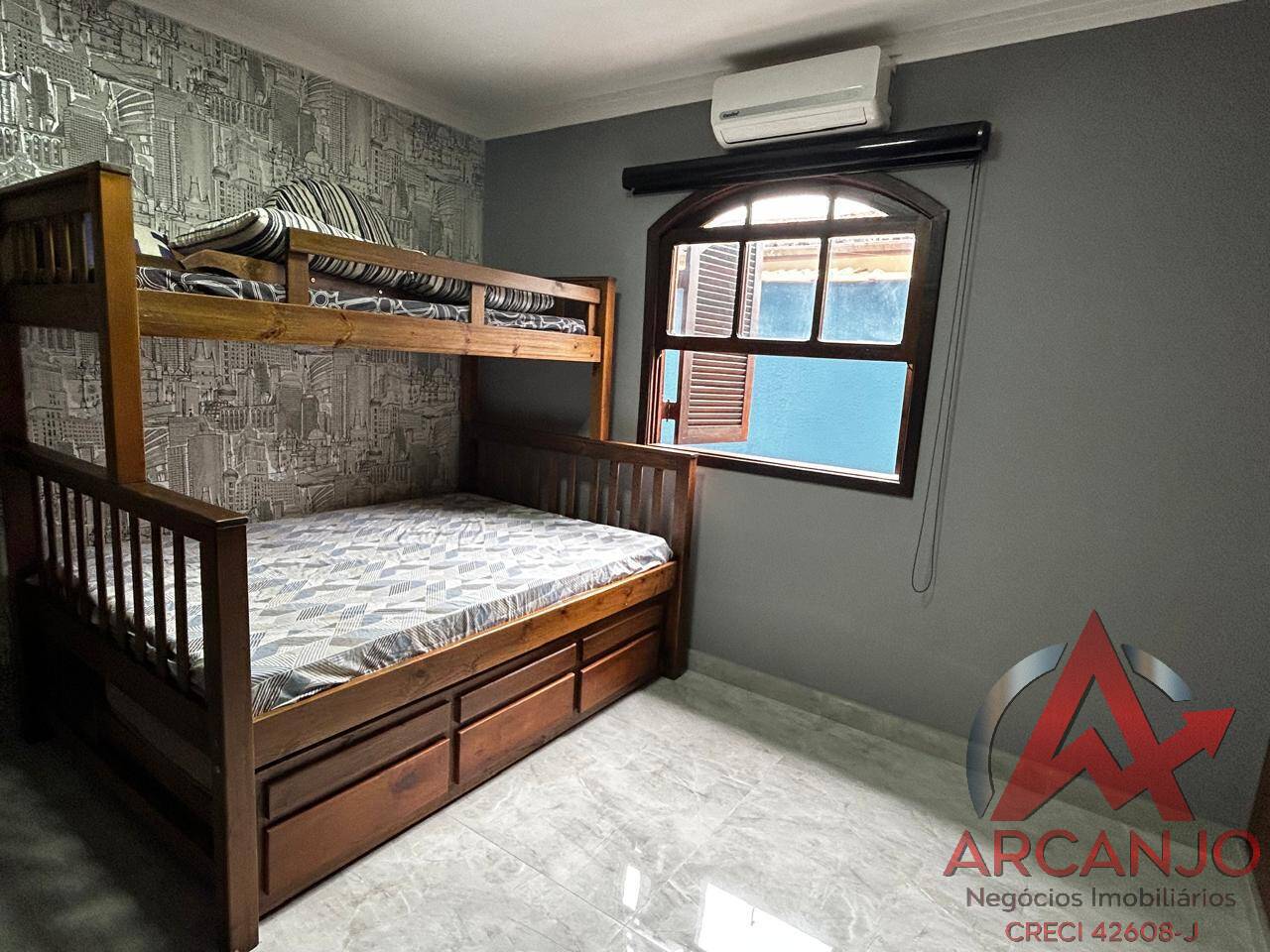 Casa à venda com 3 quartos, 330m² - Foto 23