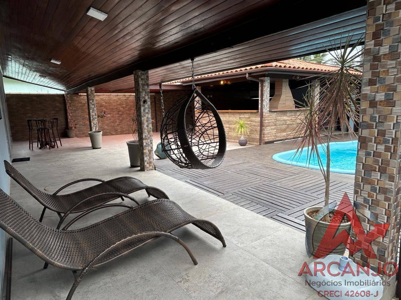 Casa à venda com 3 quartos, 330m² - Foto 11