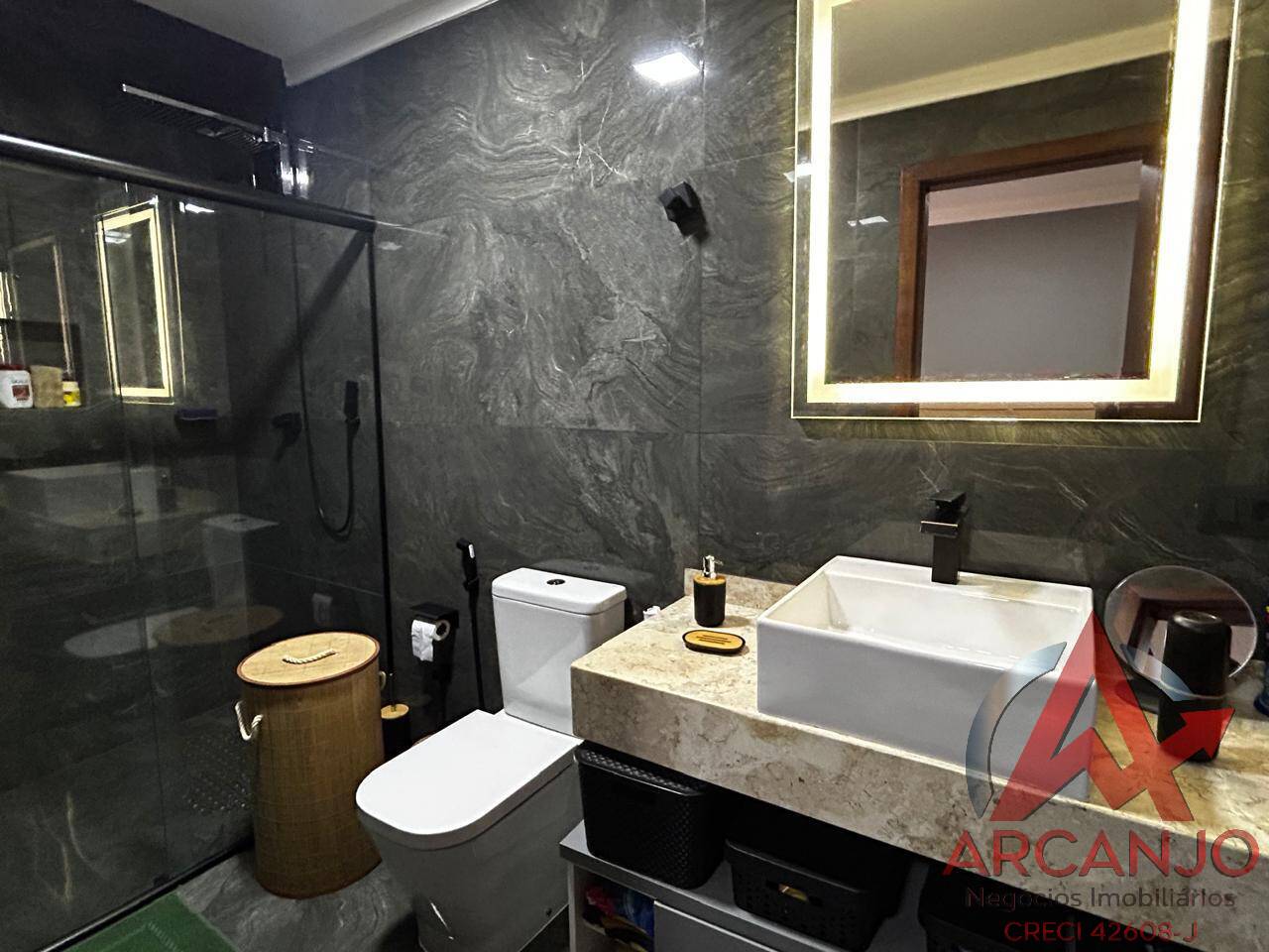 Casa à venda com 3 quartos, 330m² - Foto 52