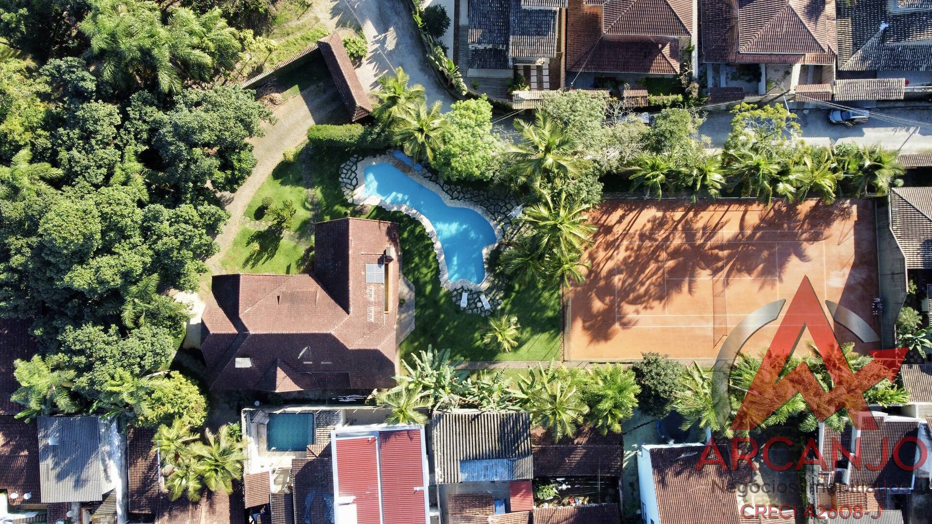 Casa à venda com 4 quartos, 800m² - Foto 17