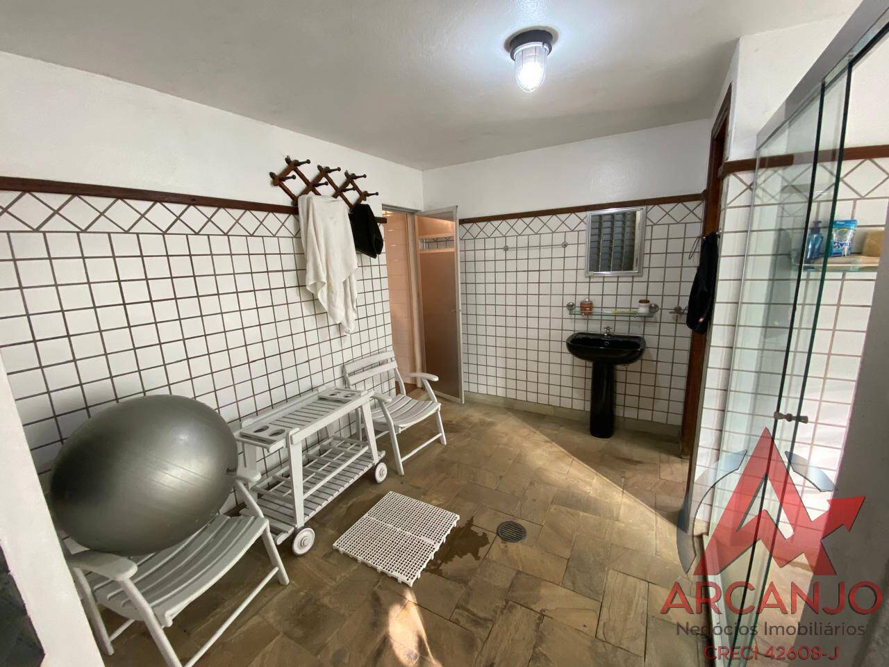 Casa à venda com 4 quartos, 800m² - Foto 46