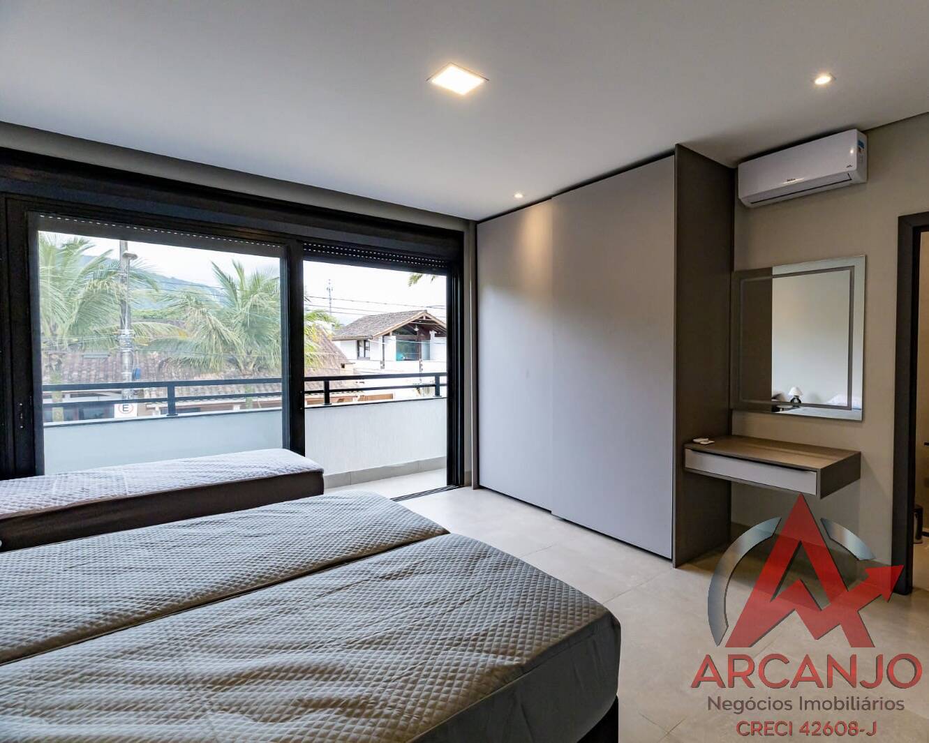 Casa à venda com 5 quartos, 375m² - Foto 14