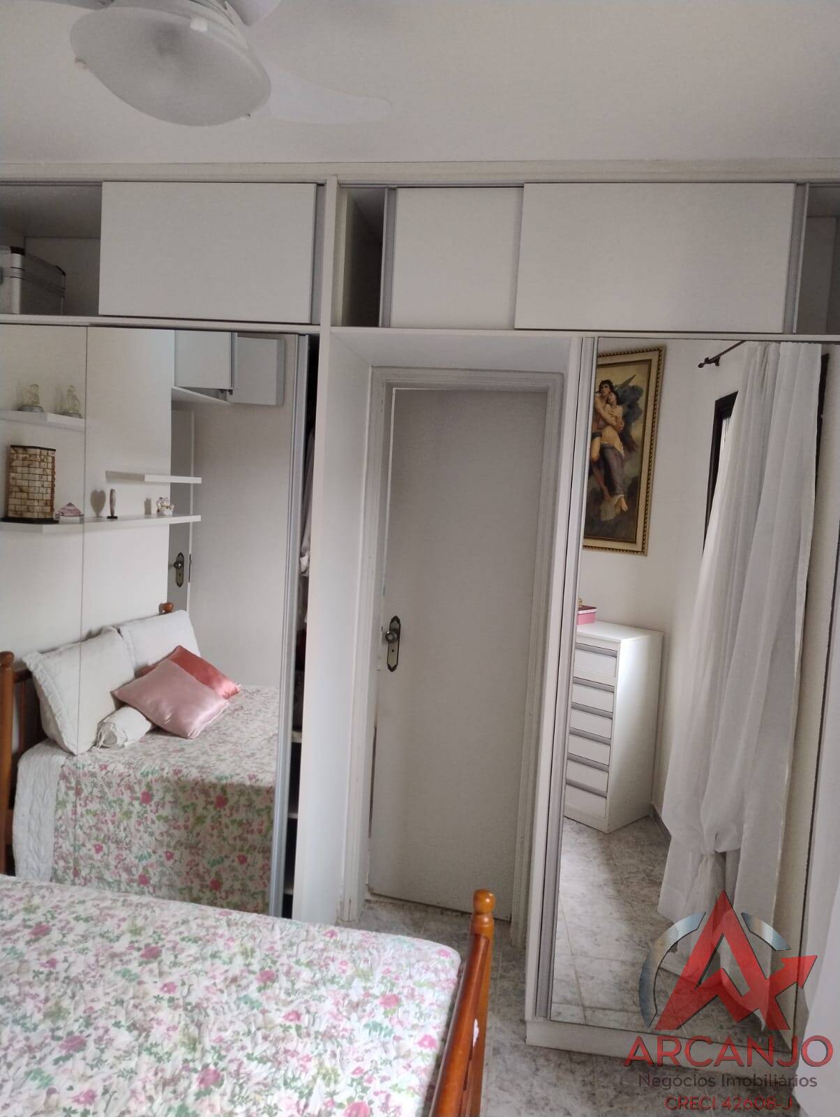 Apartamento à venda com 3 quartos, 100m² - Foto 7