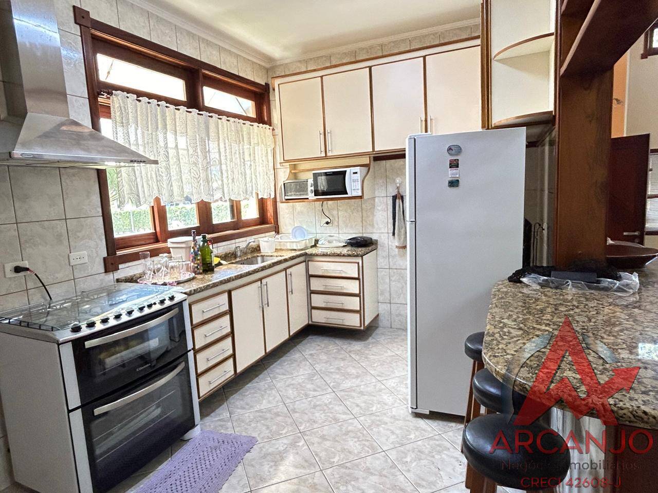 Casa à venda com 3 quartos, 249m² - Foto 21