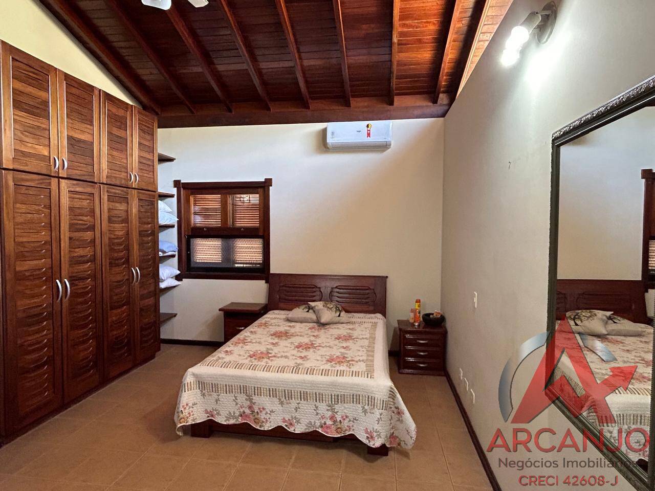 Casa à venda com 3 quartos, 249m² - Foto 19