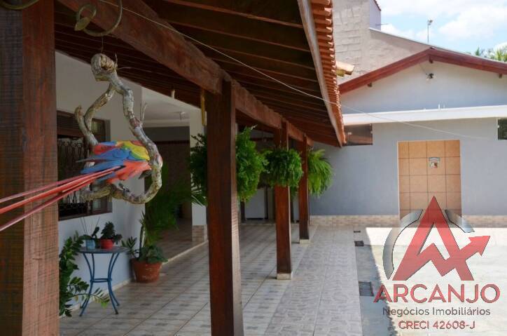 Chácara à venda com 4 quartos, 560m² - Foto 3
