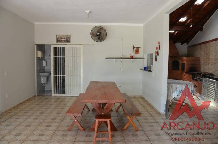 Chácara à venda com 4 quartos, 560m² - Foto 25