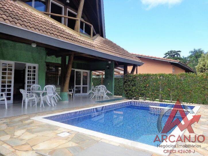 Casa à venda com 6 quartos, 326m² - Foto 2