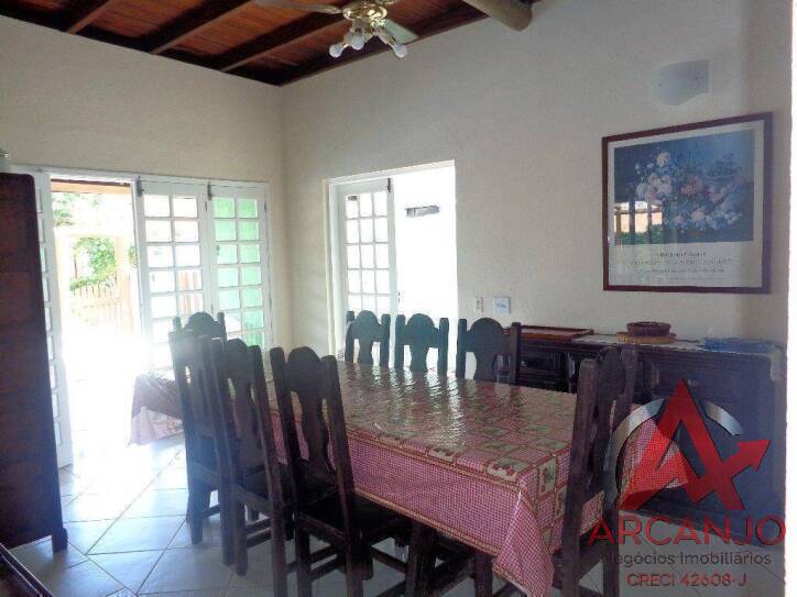 Casa à venda com 6 quartos, 326m² - Foto 14
