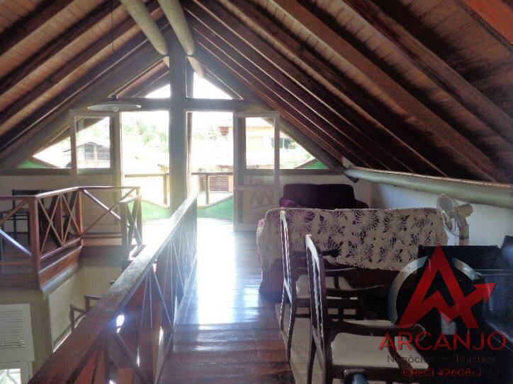 Casa à venda com 6 quartos, 326m² - Foto 23