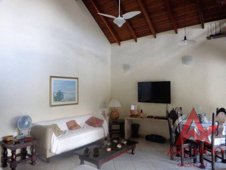 Casa à venda com 6 quartos, 326m² - Foto 25