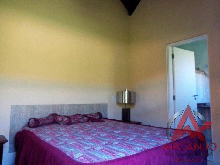 Casa à venda com 6 quartos, 326m² - Foto 44