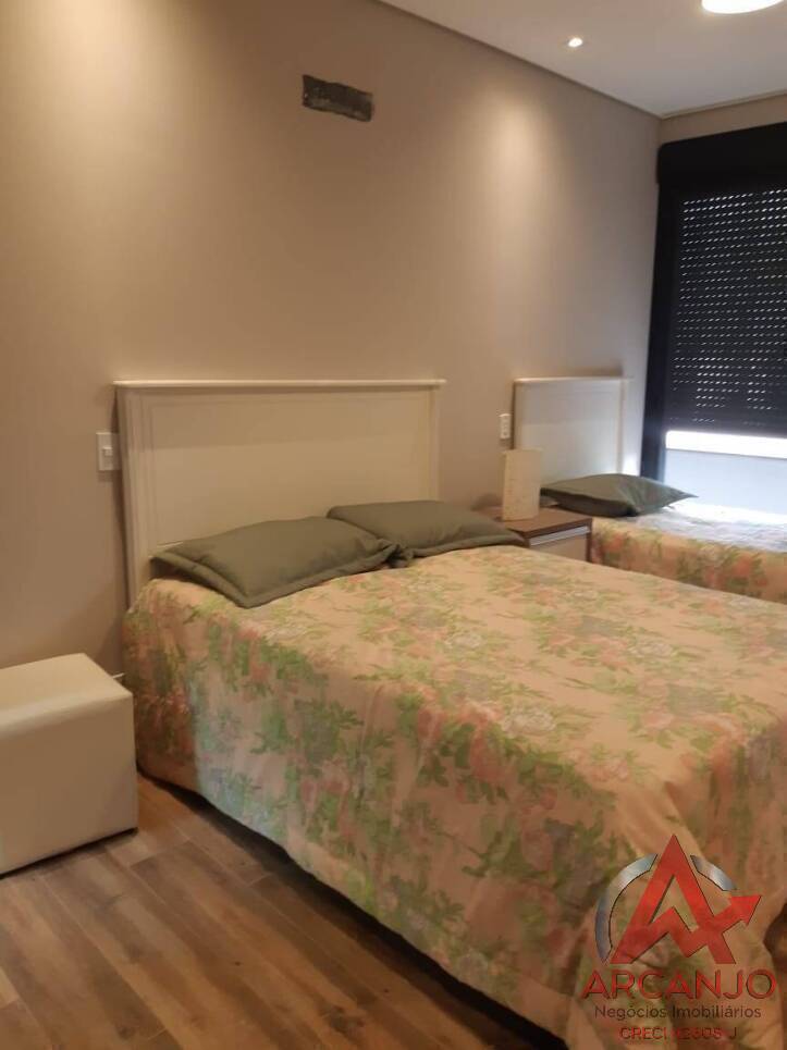 Casa à venda com 4 quartos, 230m² - Foto 8