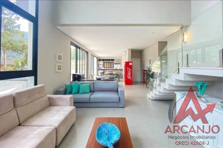 Casa à venda com 4 quartos, 230m² - Foto 33