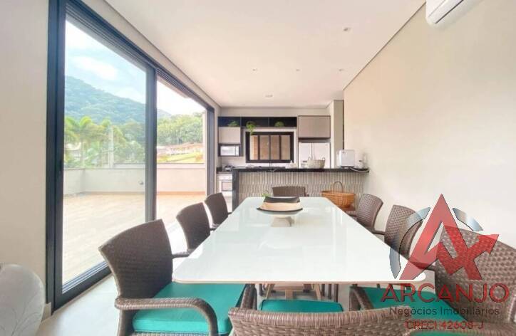 Casa à venda com 4 quartos, 230m² - Foto 34