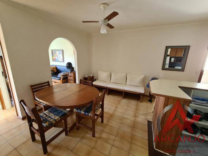 Apartamento à venda com 2 quartos, 70m² - Foto 17