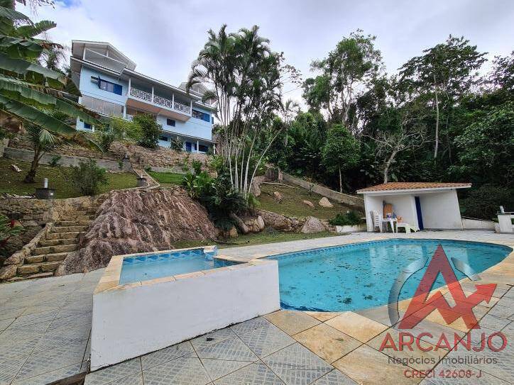 Casa de Condomínio à venda com 6 quartos, 350m² - Foto 1