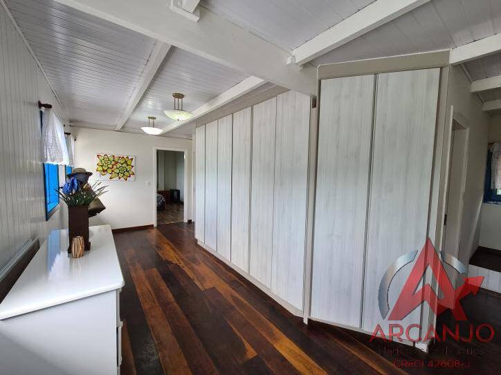 Casa de Condomínio à venda com 6 quartos, 350m² - Foto 20
