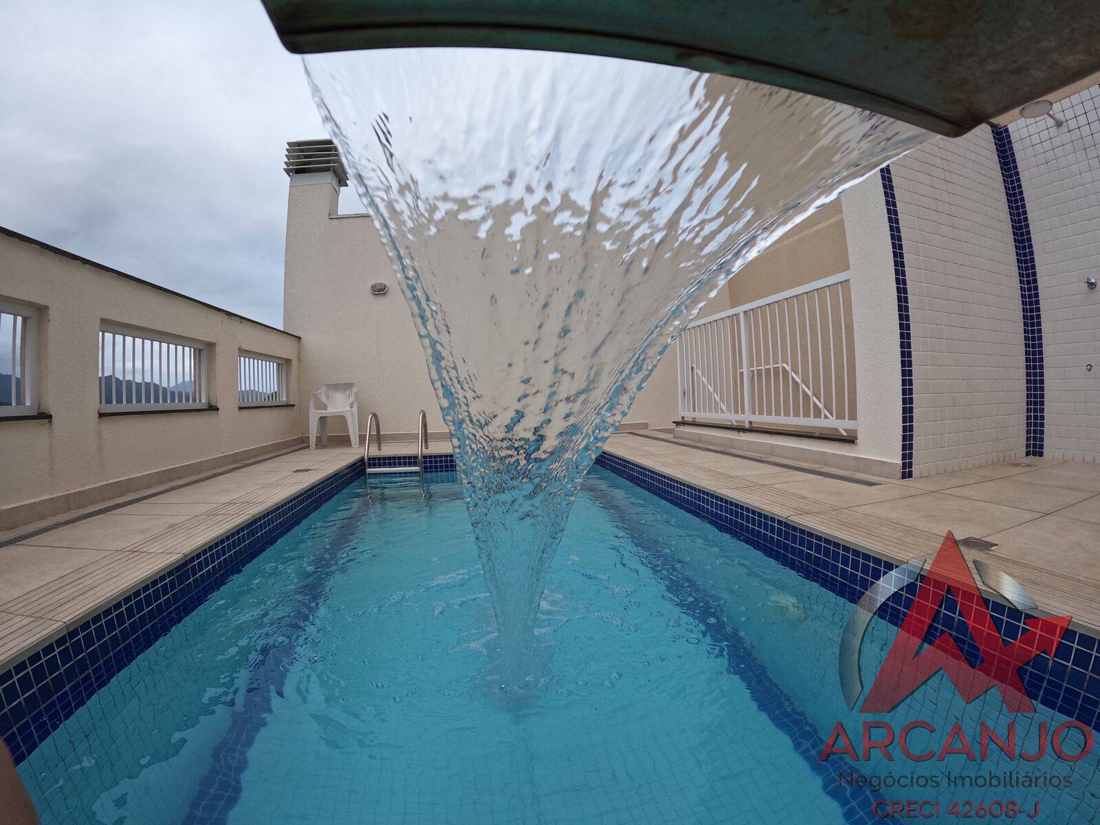 Apartamento à venda com 2 quartos, 72m² - Foto 25